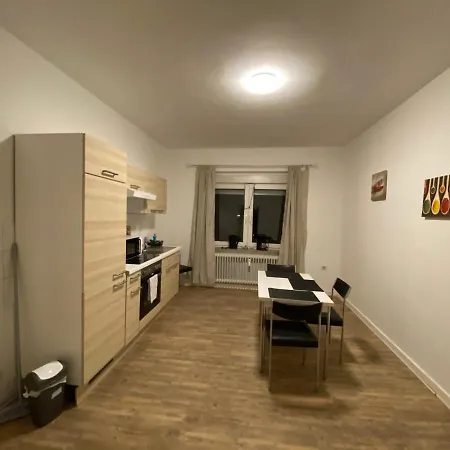 Ferienwohnung Ferienunterkunft Monteure Zimmer Gladbeck Apartman *